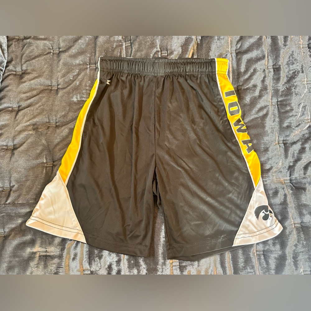 IOWA Hawkeyes Youth 14-16 Basketball Shorts